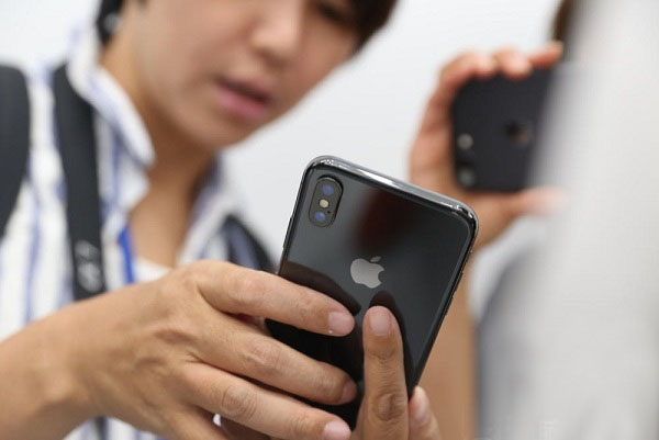 iPhone X值得入手吗？苹果iPhone X参数配置与图赏 