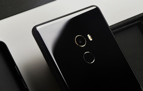 小米MIX2和华为Mate9哪个好？华为Mate9与小米MIX2区别对比详细评测