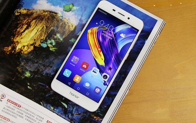 荣耀V9 play和红米Note5A买哪个好？荣耀V9play与红米Note5A全面对比深度评测