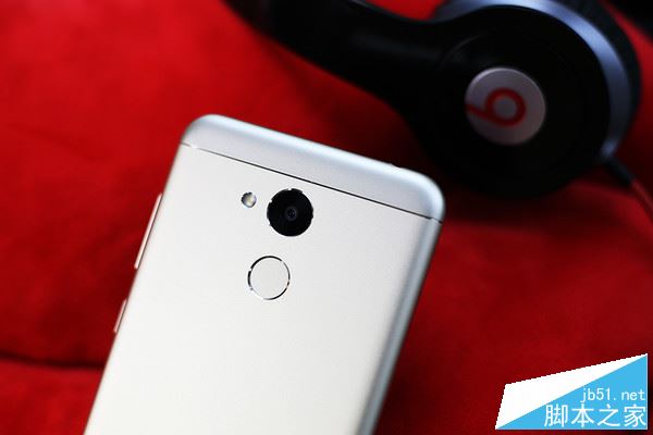 360 vizza值得买吗？360手机vizza优缺点全面深度评测图解