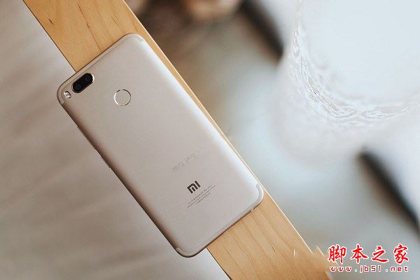 小米5X和OPPO R11哪个值得买？小米5X与OPPO R11全面区别对比评测图解