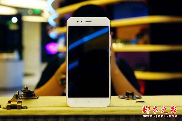 小米5X和努比亚Z17mini哪个值得买？努比亚Z17mini和小米5X全面深度评测
