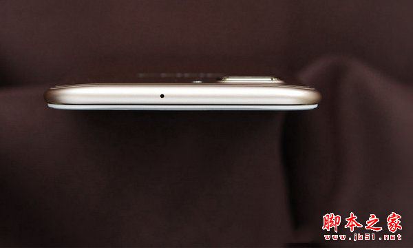 一加5和OPPO R11外观有什么区别？颜值对比