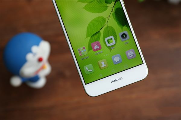 OPPOR11和华为nova2哪个好？华为nova2与OPPOR11区别对比详细评测