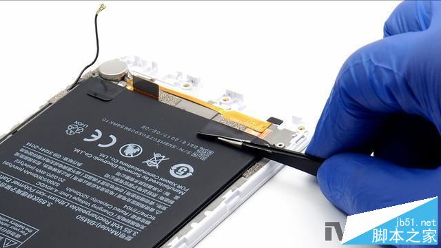 小米Max2内部做工拆解怎么样？小米Max2拆机全过程评测图解