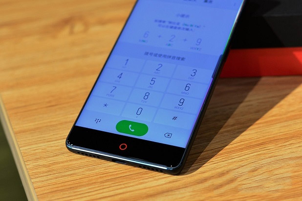 全新无边框设计 努比亚Z17真机图赏