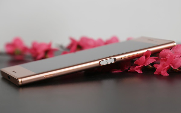 Xperia XZ Premium手机值得买吗？索尼Xperia XZ Premium全面深度评测图解