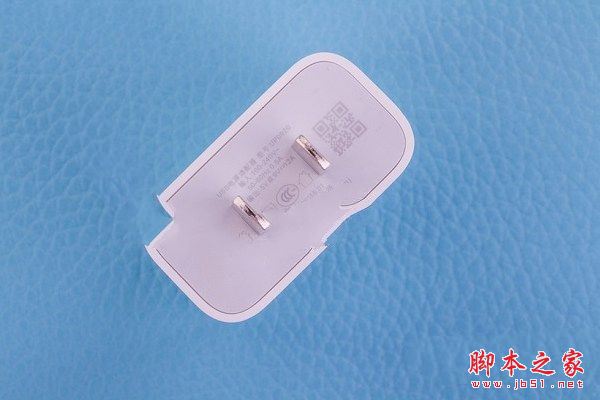 魅蓝E2和荣耀8青春版哪个值得买？荣耀8青春版与魅蓝E2和全面区别对比评测图解