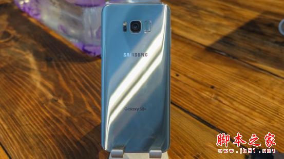 三星S8+和iPhone7Plus哪个值得买？苹果7Plus和三星S8+详细区别对比评测