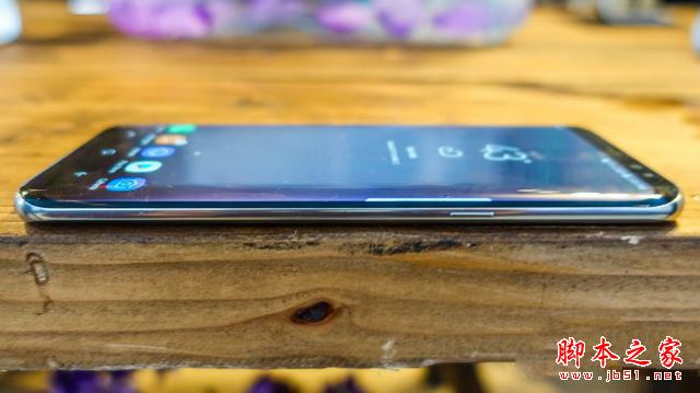 三星S8+和iPhone7Plus哪个值得买？苹果7Plus和三星S8+详细区别对比评测