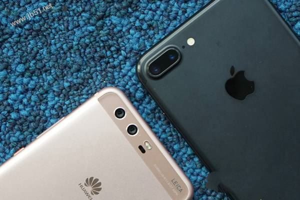 华为P10和iPhone7 Plus哪个好？苹果iPhone7Plus和华为P10拍照区别对比评测图解