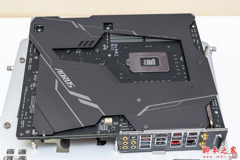 没核显香不香？Intel九代酷睿i9-9900KF深入测试