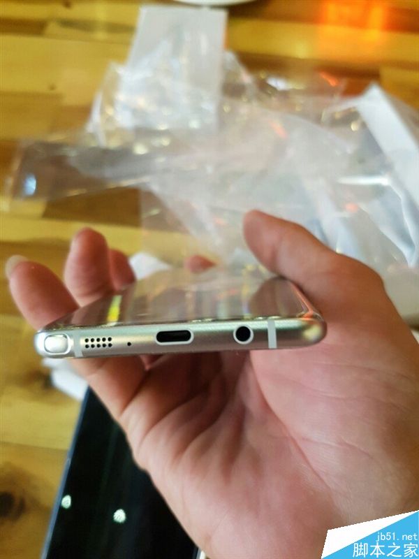 三星Note 7真机抢先开箱！三色亮相、金属出众、超高屏占比
