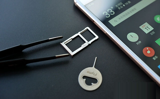 魅蓝Note6怎么打开后盖？魅蓝Note6打开后盖图文教程