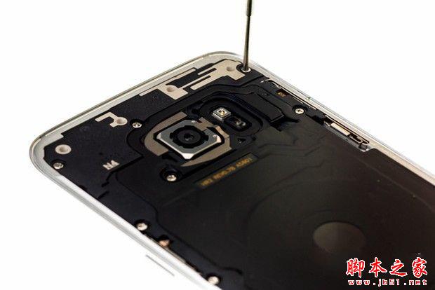三星S7 Edge做工如何 三星S7 Edge拆解评测