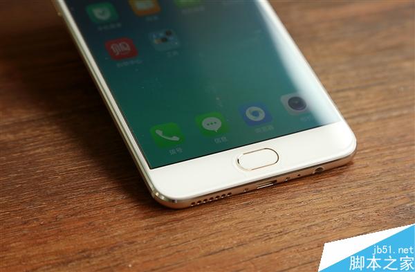 更喜欢哪个？金色/玫瑰金OPPO R9对比图赏