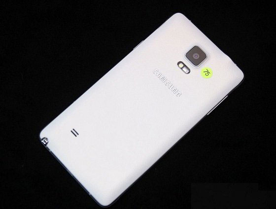 2K屏三星Note4背面外观