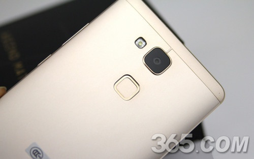 华为Mate7