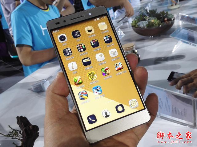 华为Mate7终于发布mini版，缓解华为与荣耀互掐局面