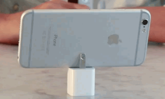 教你用iPhone充电器插头变360度全景拍摄神器