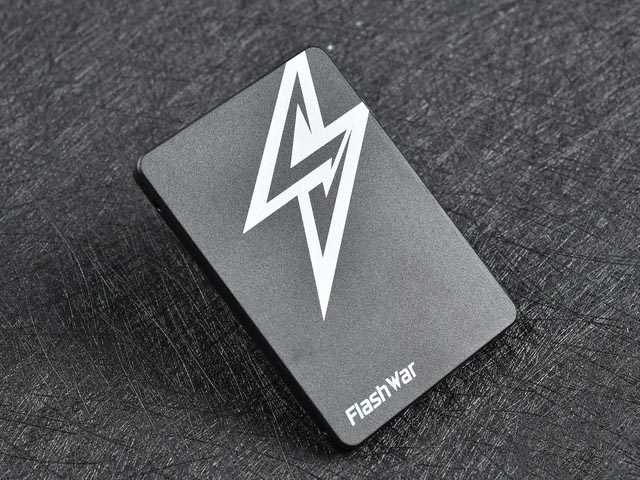 Flash War S620（512GB）固态硬盘评测 稳定读写 