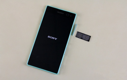 索尼c3