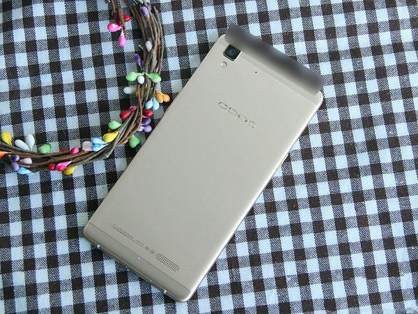 OPPO R7外观图片