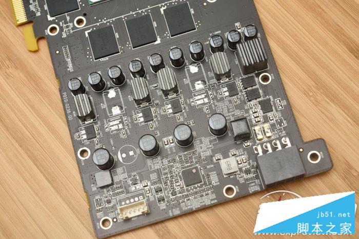 讯景RX 470黑狼进化显卡评测：与RX 480性能差距有多大？