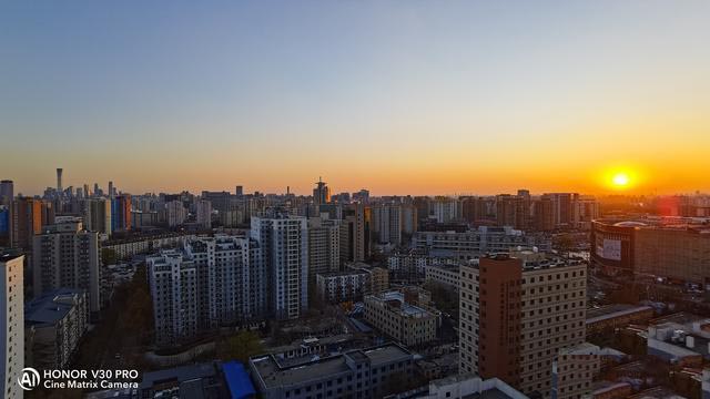 3000档5G摄影手机盘点：潜望式超长焦镜头成标配 好照片随手拍