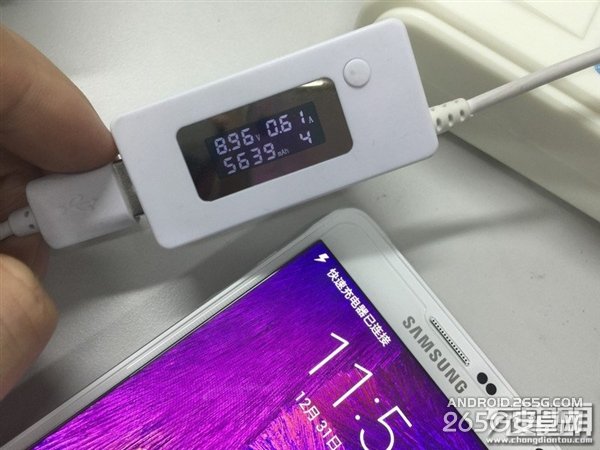 Galaxy S6国行充电器拆解：充电很快哟