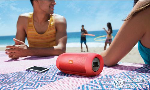 加入防水防喷溅设计：JBL 推出 增强版 JBL Charge 2+ 无线蓝牙音箱