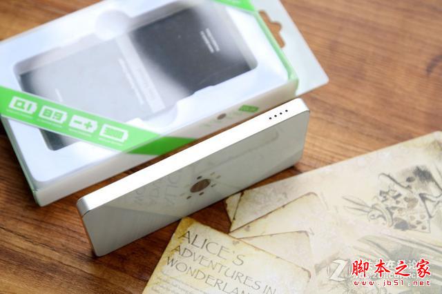 iPhone也能无线充电？WiPack无线充电移动电源真牛叉