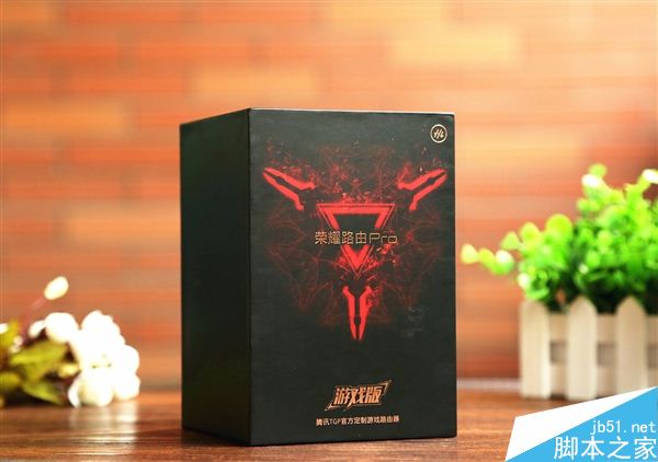 荣耀路由Pro游戏版开箱图赏：玩CF有经验加成