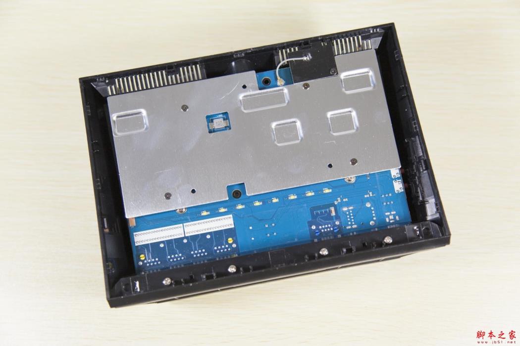 华硕 RT-AC86U 路由器拆解评测