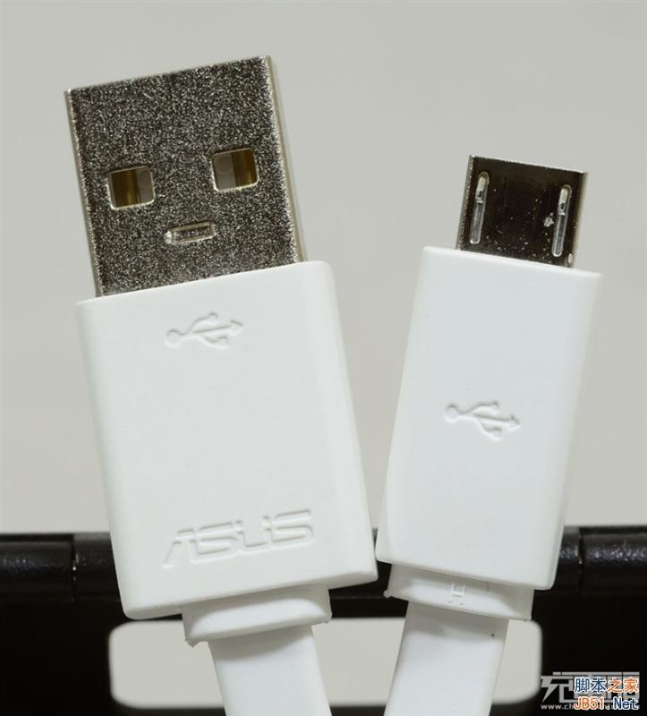 小米亲兄弟？华硕9600mAh移动电源拆解