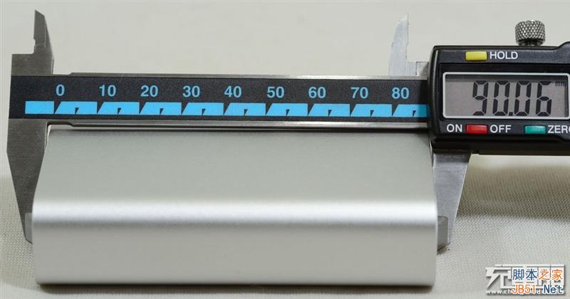 小米亲兄弟？华硕9600mAh移动电源拆解
