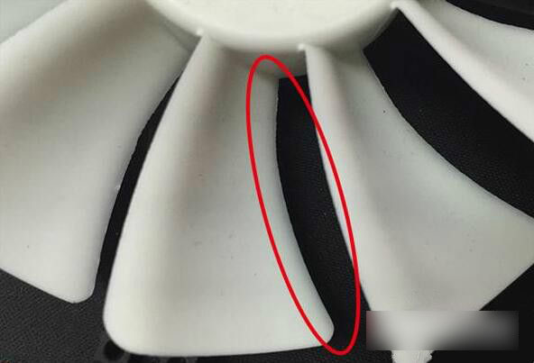 机箱风扇怎么选？机箱风扇越大越好 越多越好吗