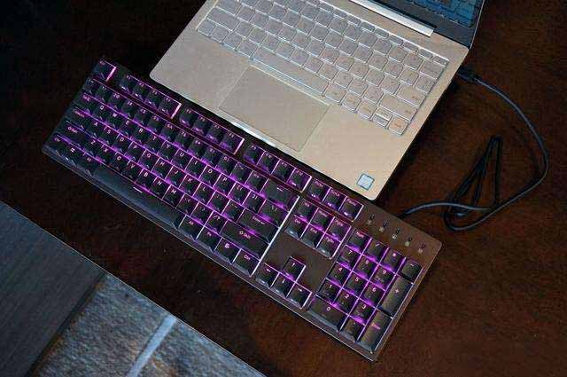 强悍是本分，低调是本能，杜咖Taurus K310 RGB机械键盘上手