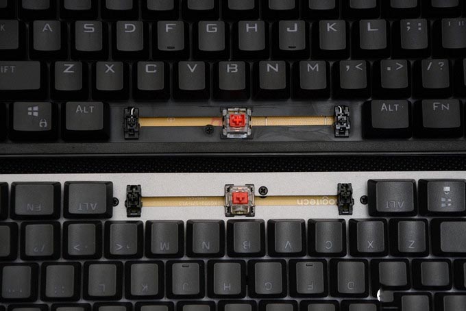 微星GK50 Z、罗技K845，一个适合新手，一个适合小资