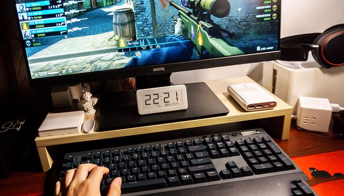 104键位，TTC红轴，可有线可无线也可蓝牙:TT G521飞行家三模机械键盘