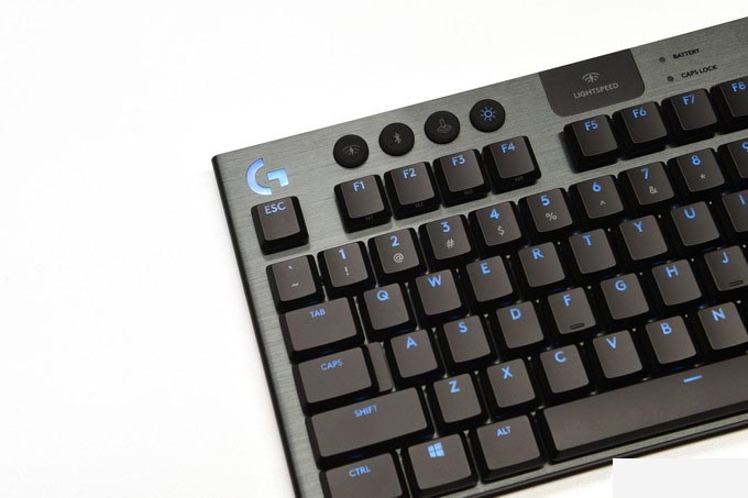 第三把罗技机械键盘——讲一下G913 TKL 无线 使用体验和矮轴优势