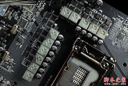 三、拆解解析：11相供电、双M.2