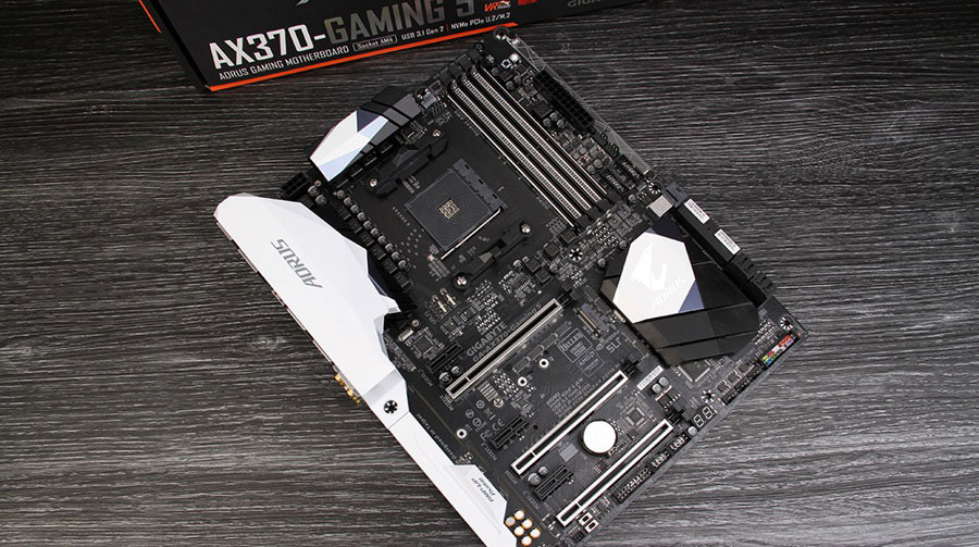 AMD Ryzen主板来袭 技嘉AX370-Gaming5主板开箱图赏(4/13)
