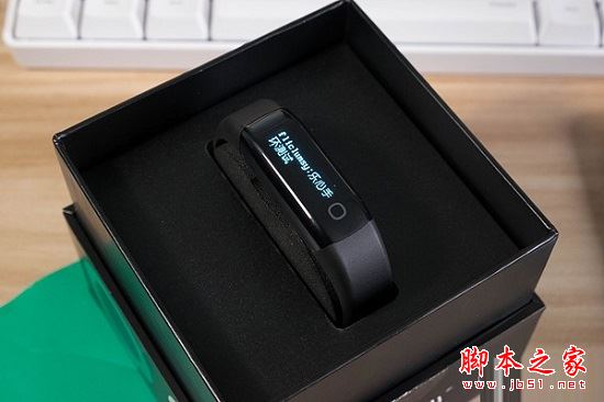 乐心mambo2值得买吗？乐心mambo2心率运动手环开箱体验详细评测图解