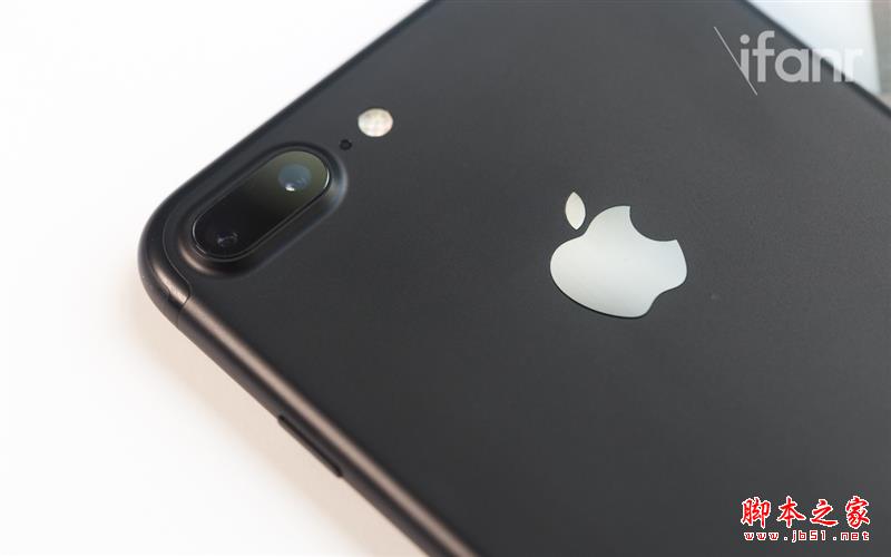 iPhone 7/7 Plus详细评测：买不买看完就知道