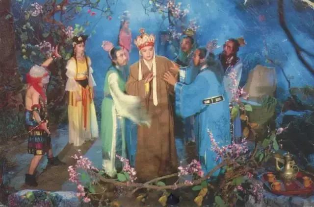 30年前的剧照，真正的5毛特效，却每一张都能入画