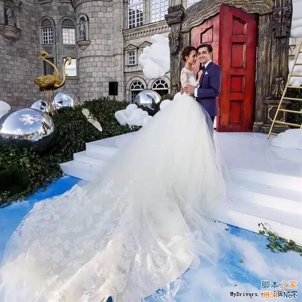 俄“炫妻狂魔”再晒蜜月恩爱照：羡煞旁人
