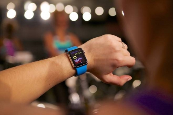 外媒Apple Watch测评：全是高级黑