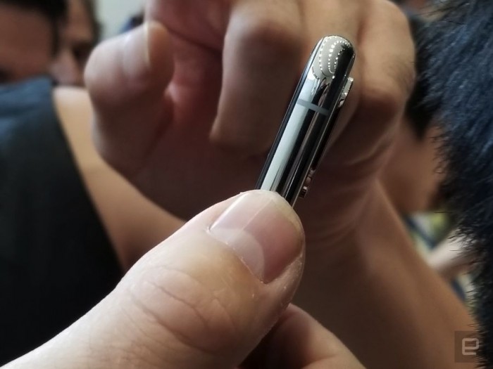 iPhoneX有几个颜色？iPhoneX真机上手图赏