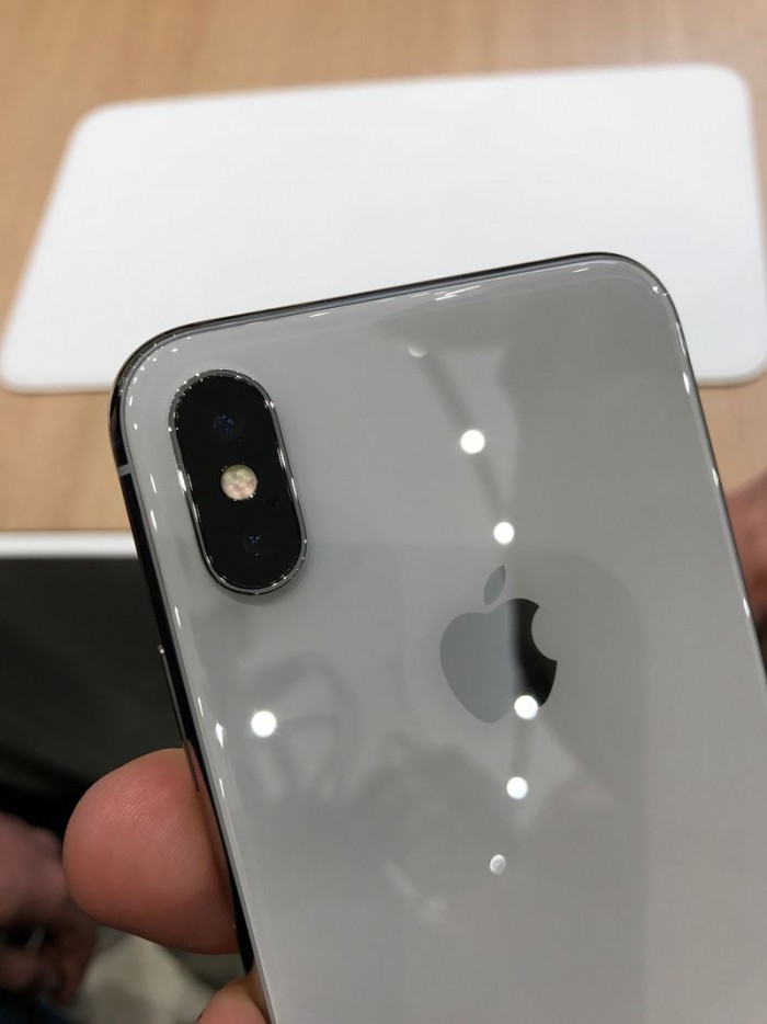 iPhoneX有几个颜色？iPhoneX真机上手图赏